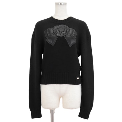 シャネル P65573 カシミヤ100% ラムレザー カメリア パッチ クルーネック ニット セーター レディース ブラック 38 CHANEL