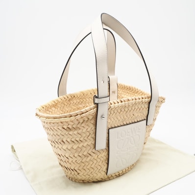 美品 LOEWE ロエベ ヤシの葉 カーフ バスケットバッグ スモール ナチュラル ホワイト 10441186 ハンドバッグ ホワイト ベージュ ヤシの葉 カーフ レディース