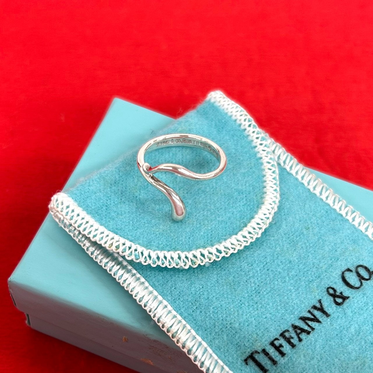 TIFFANY&Co. ティファニー ティアドロップ リング シルバー925 リング・指輪 11号 シルバー
81924