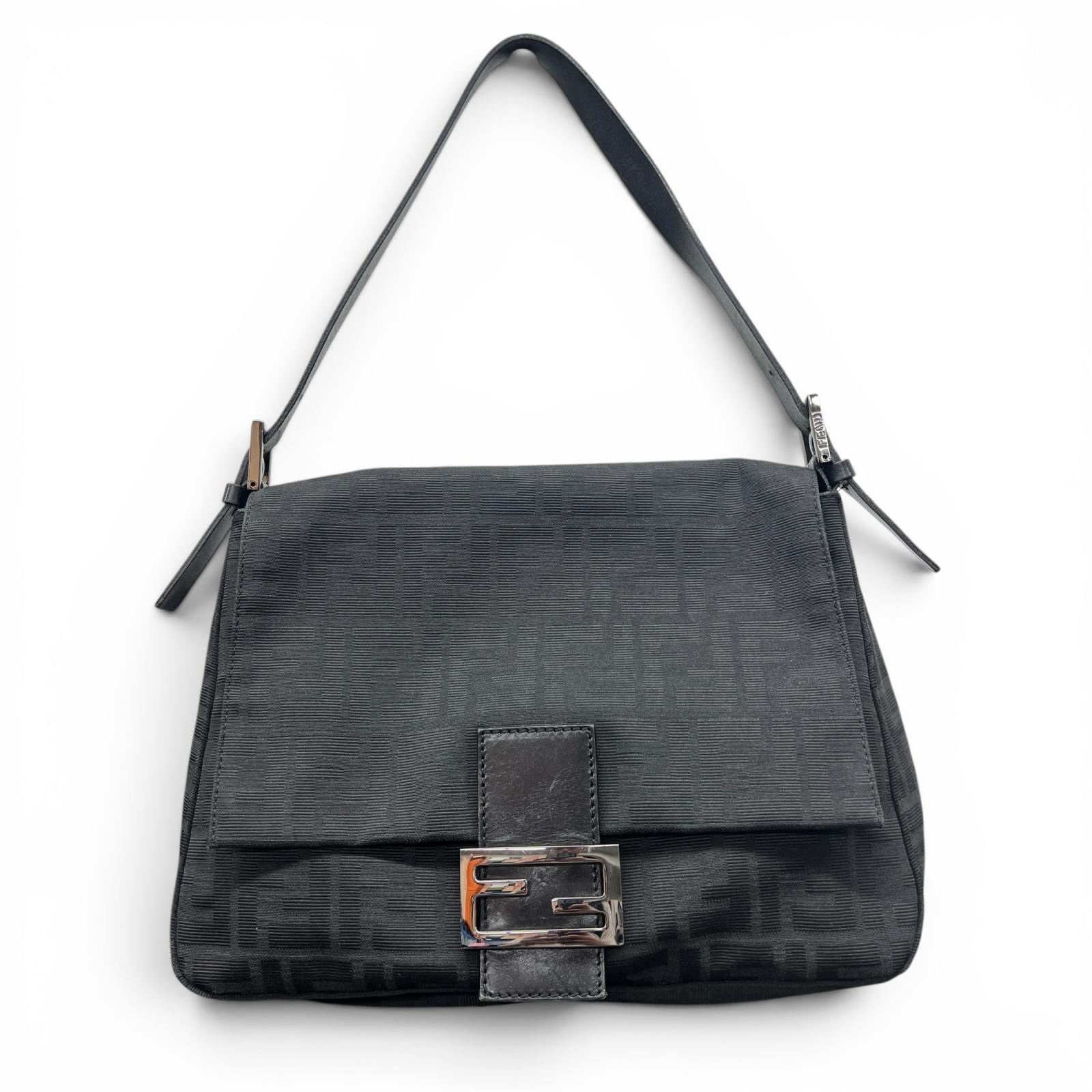 FENDI 希少 美品 フェンディ マンマバケット ズッカ ショルダーバッグ 8BR001 FFロゴ キャンバス レザー ブラック メッセンジャー セミショルダー ワンショルダー ヴィンテージ ABランク 中古 鑑定済