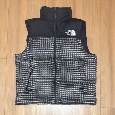 Supreme x The North Face Studded Nuptse Vest "Black"