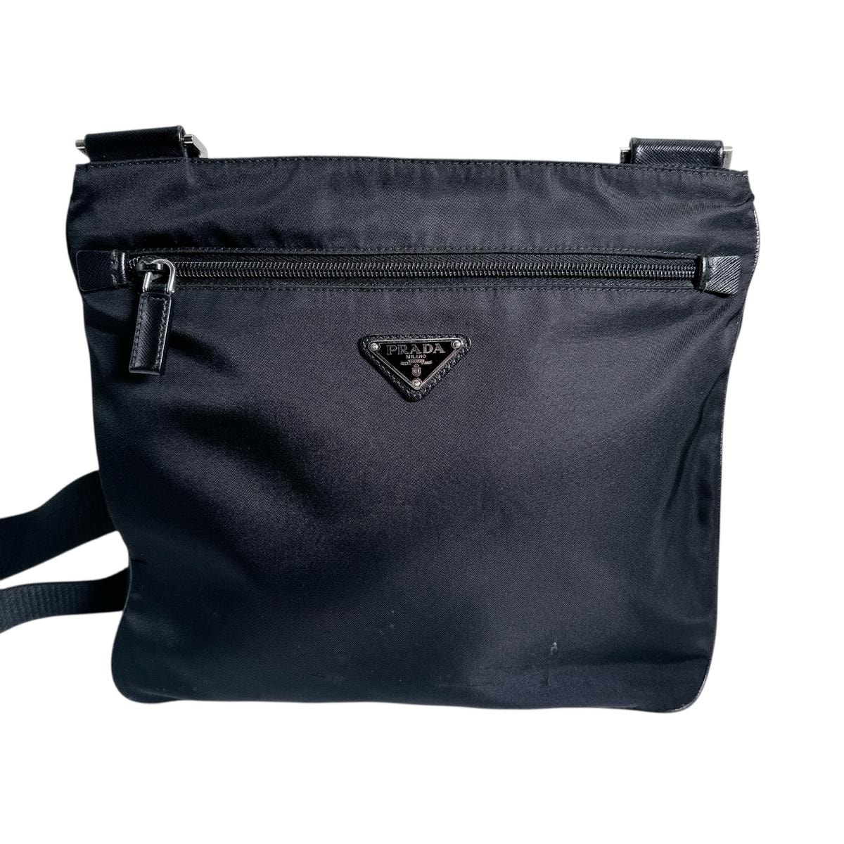 プラダ PRADA トライアングルロゴ 斜め掛け ショルダーバッグ