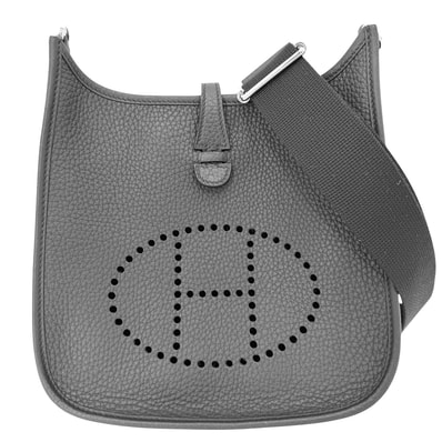 HERMES エルメス ショルダーバッグ エブリン3 23 ポシェット 肩掛け 斜め掛け Evelyne 小さめ K刻印 レザー ブラック 黒 シルバー金具 レディース 美品 2025年【中古品】
