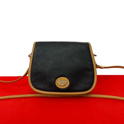 GUCCI グッチ グッチプラス ロゴ 金具 レザー ショルダーバッグ ブラック
82457