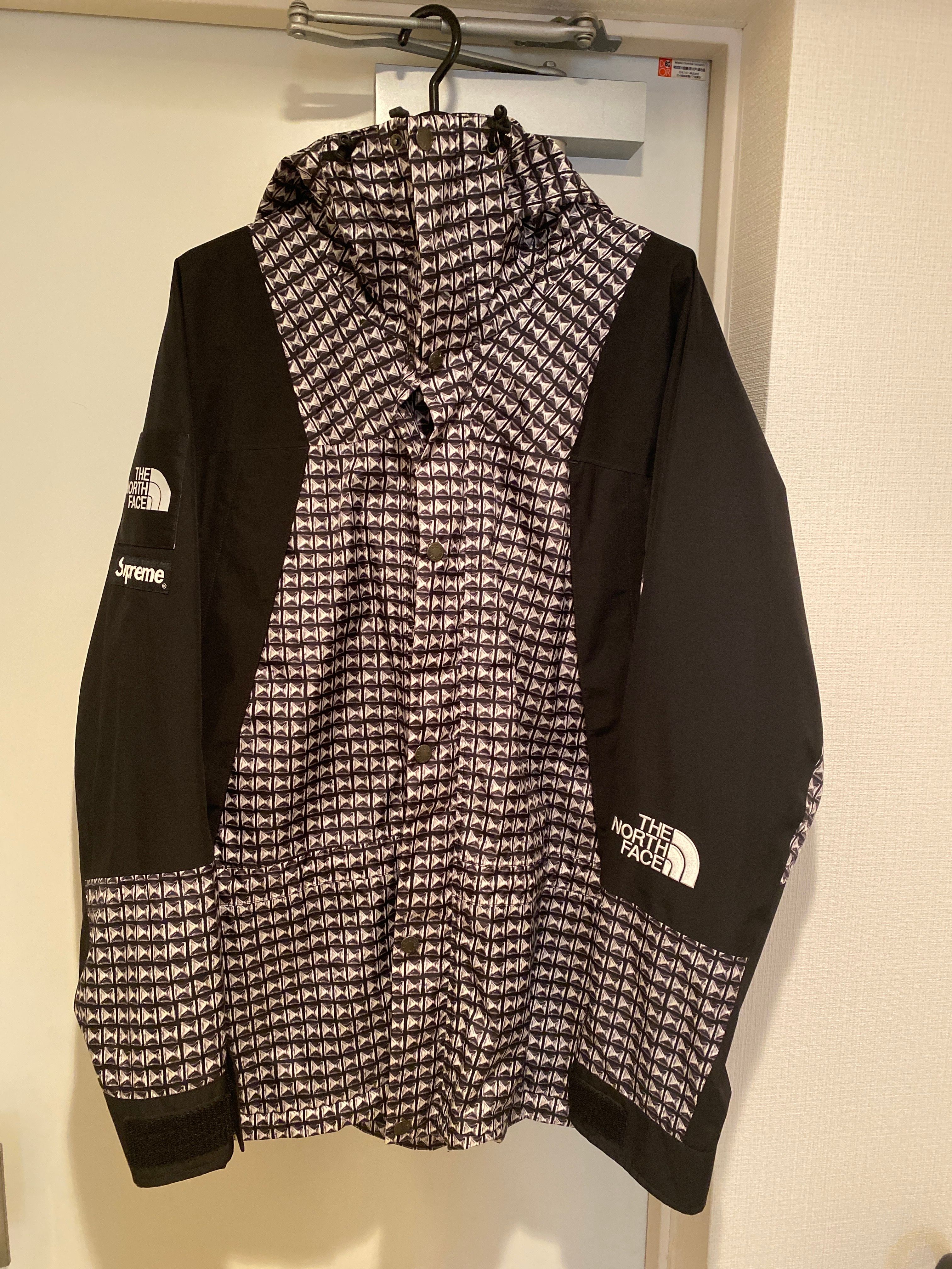 Supreme x The North Face Studded Mountain Light Jacket "Black"