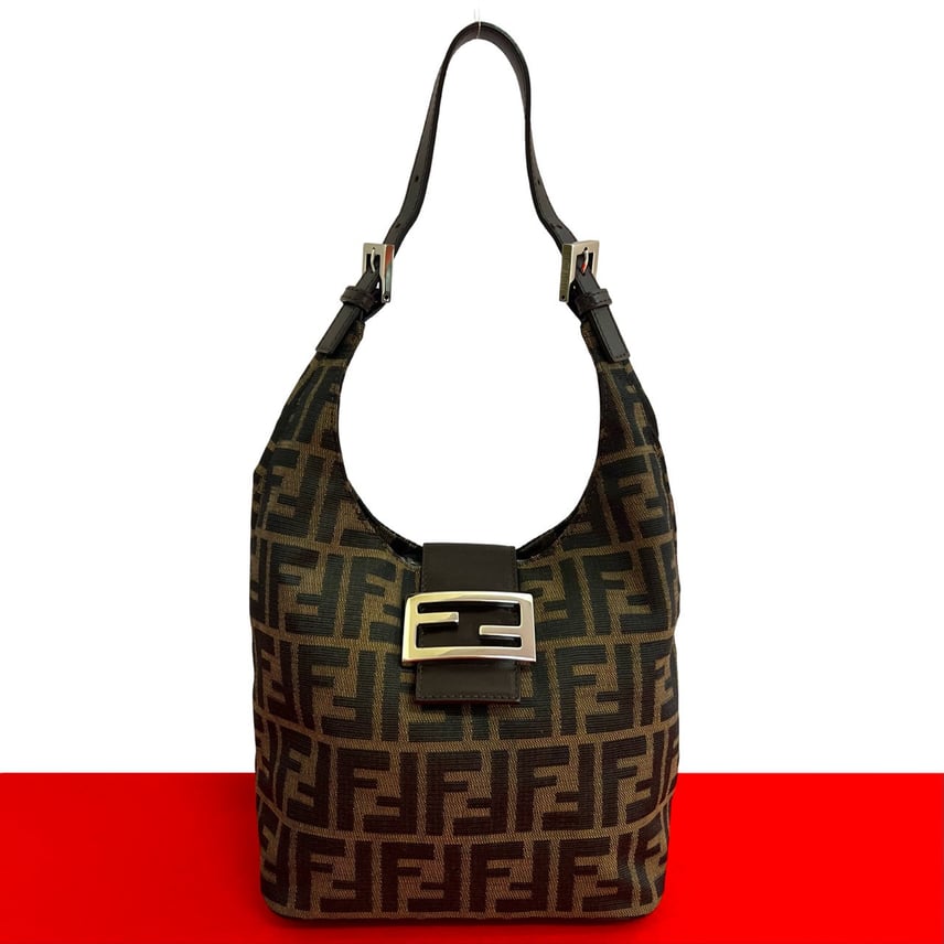 B (目立った傷や汚れなし)】FENDI フェンディ ズッカ FF 柄 ロゴ B (目立った傷や汚れなし)】FENDI フェンディ ズッカ FF 柄 ロゴ