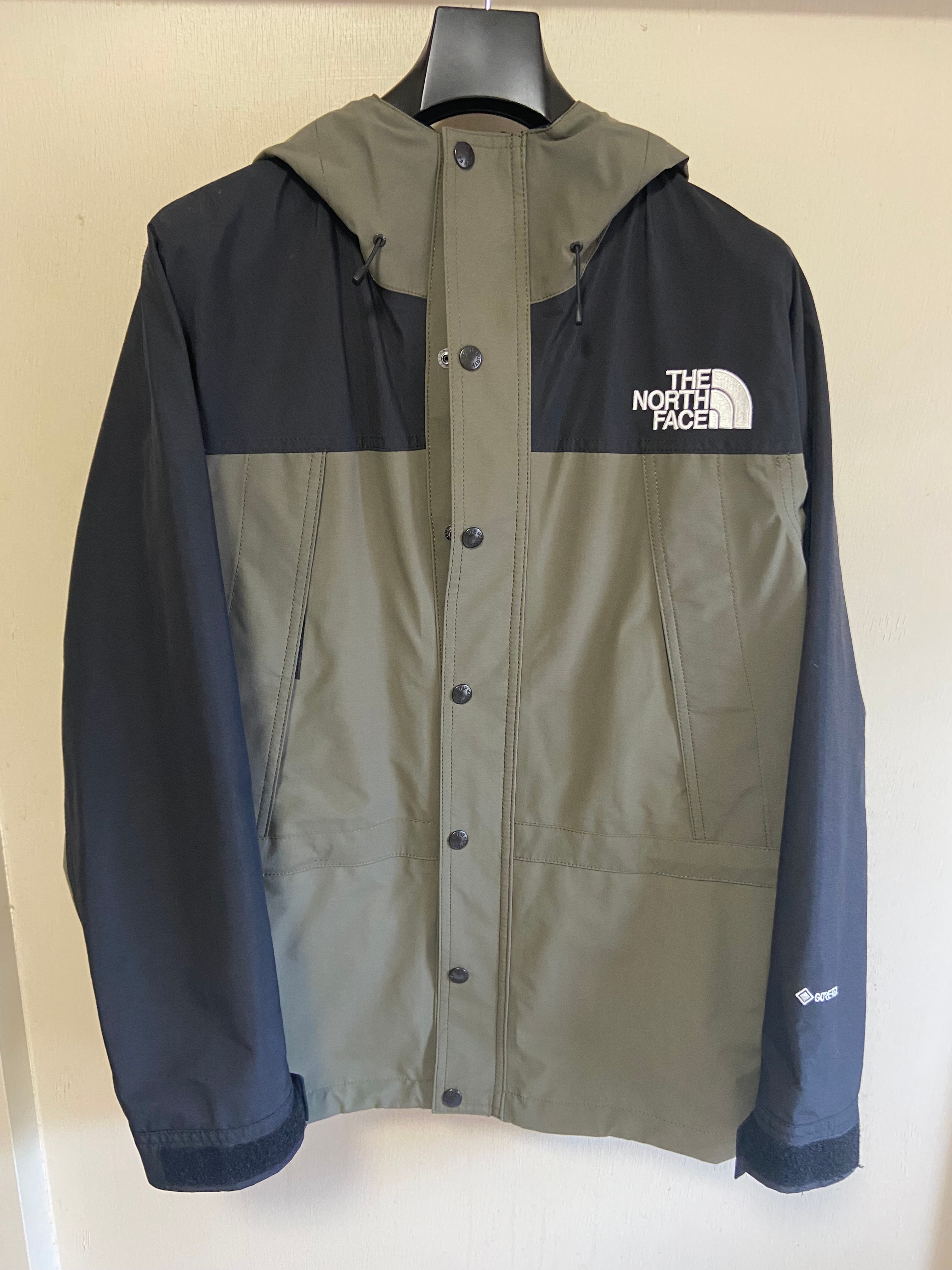 ザノースフェイス マウンテン ライト ジャケット "ニュートープ"