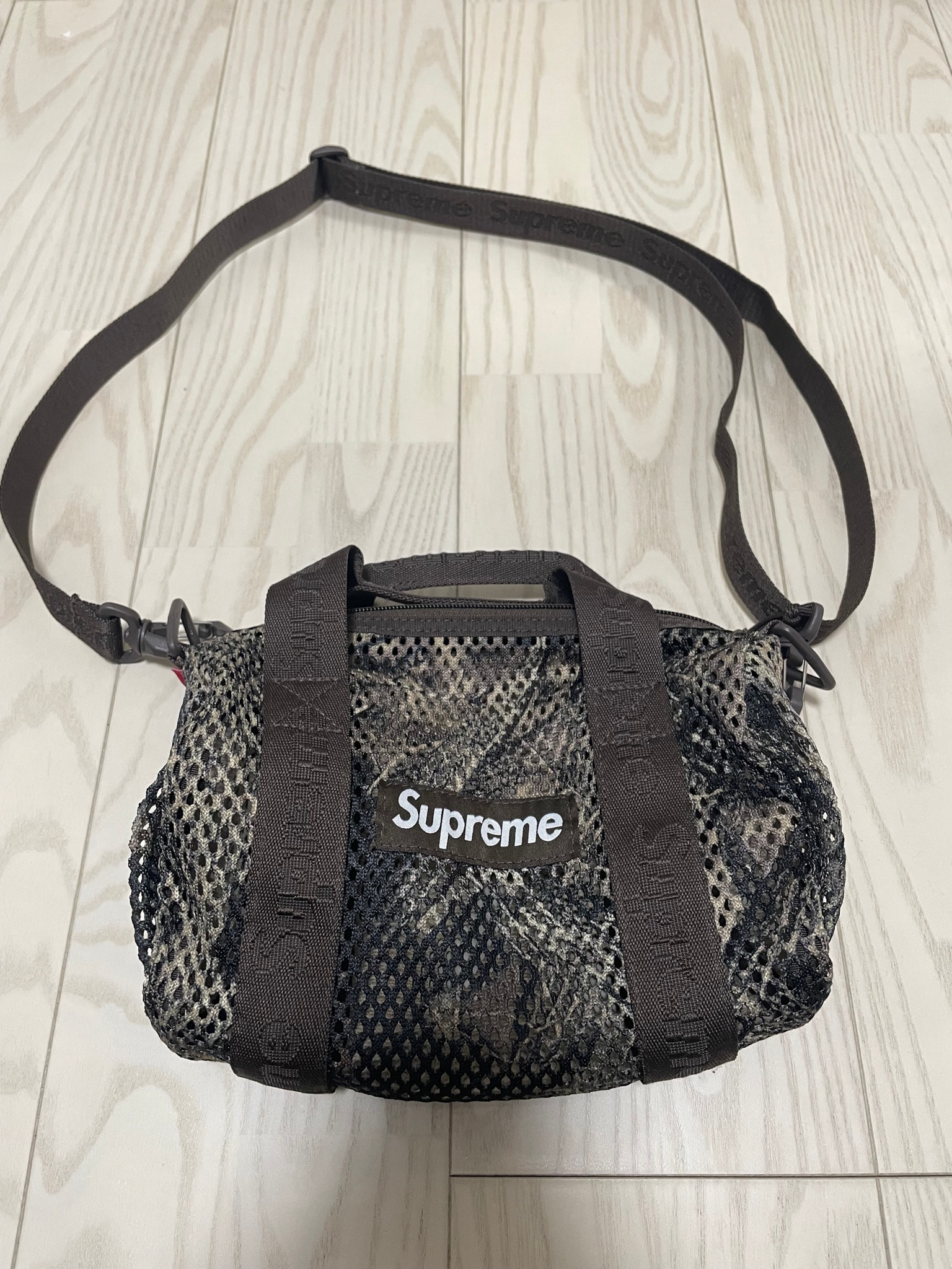 Supreme Mesh Mini Duffle Bag Supreme Mesh Mini Duffle Bag