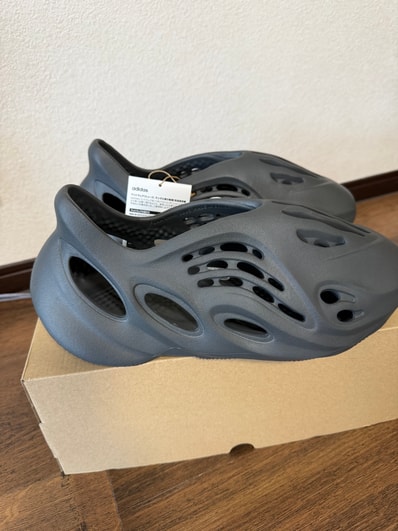 YZY FOAM RNR