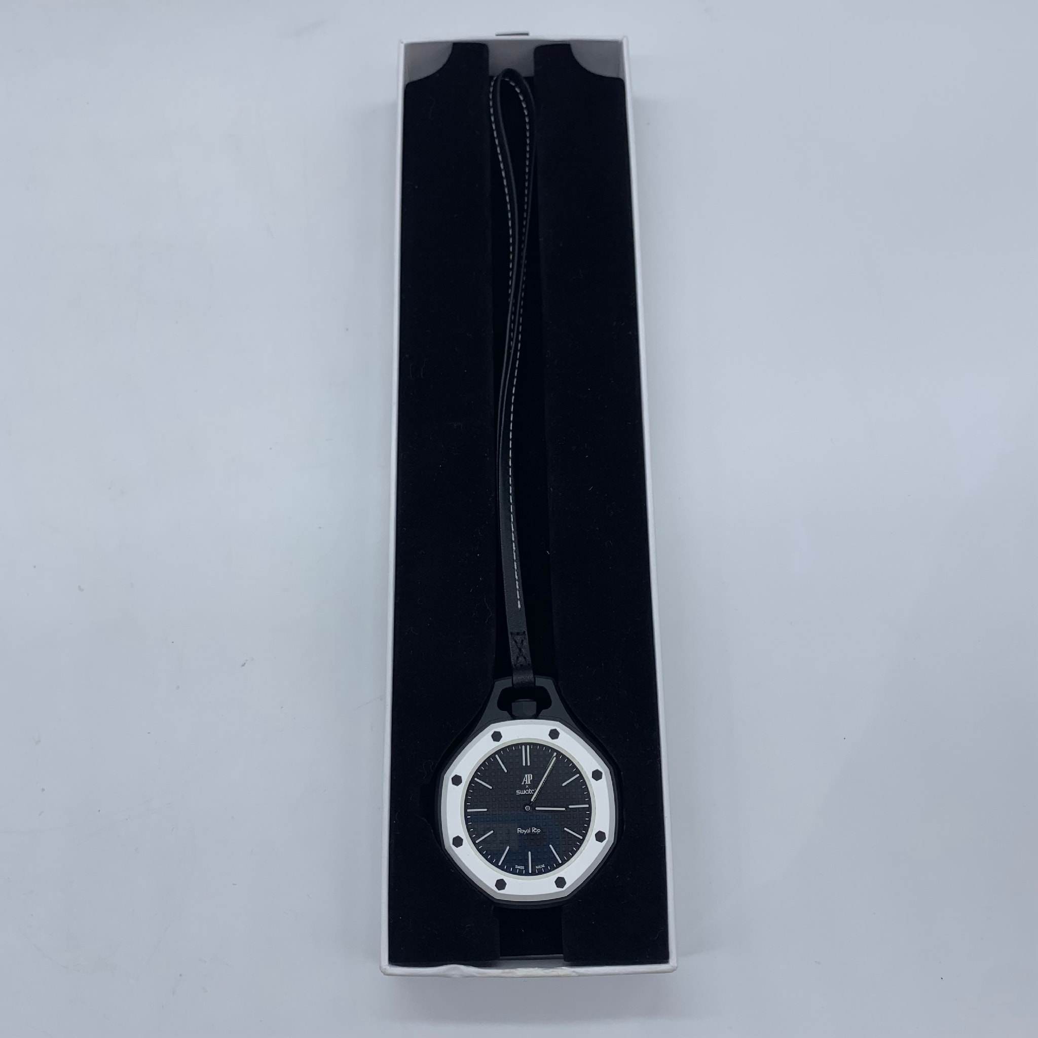 Swatch x Audemars Piguet Royal Pop Ocho Negro "Black"