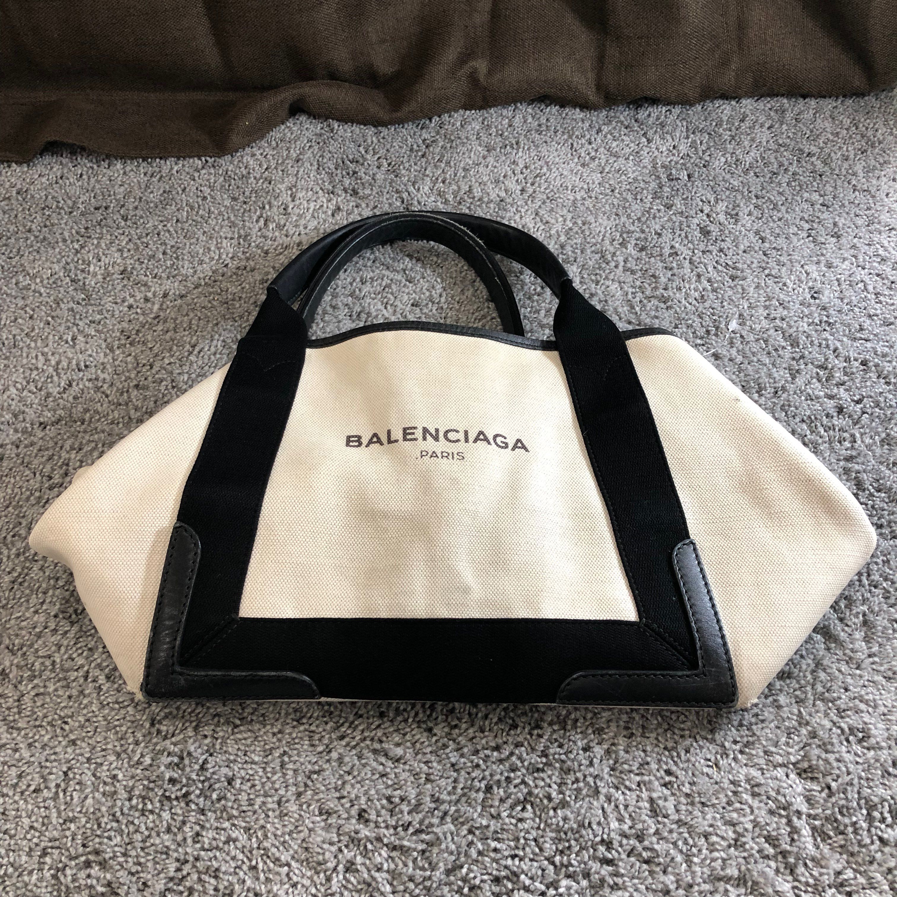 BALENCIAGA Women's Navy Cabas New M "Black/Silver"