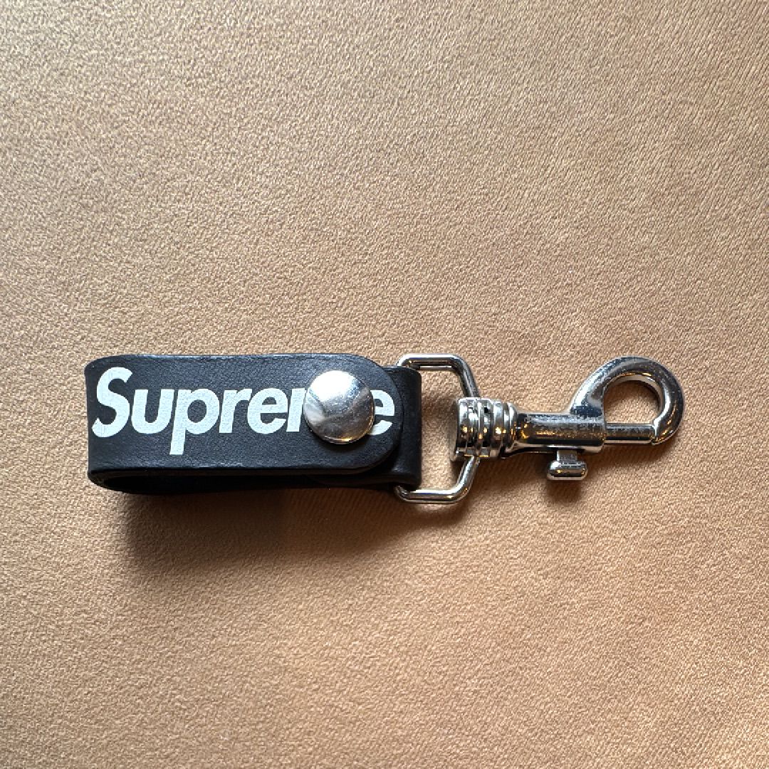 Supreme Leather Key Loop 