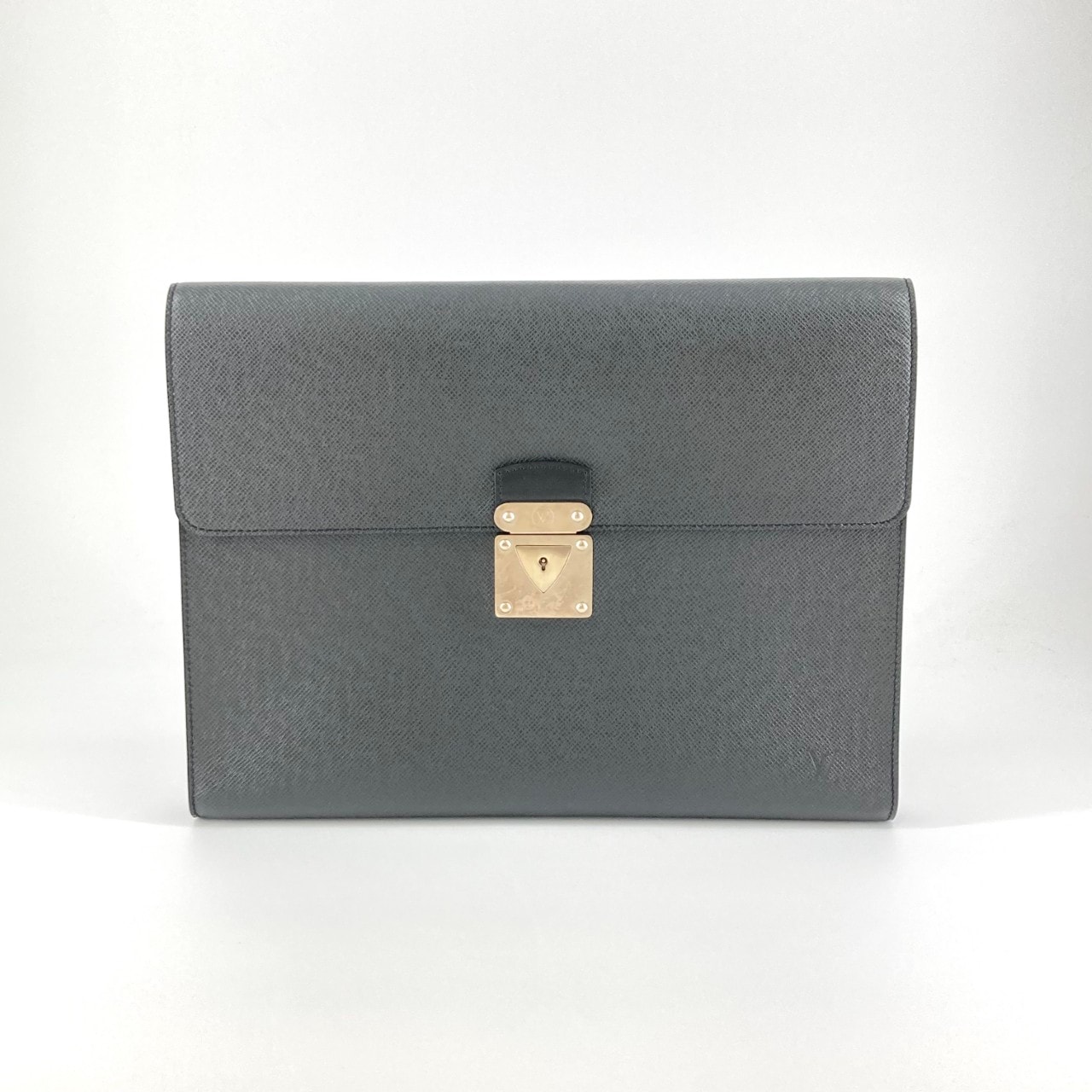 LOUIS VUITTON(ルイ・ヴィトン) ミヌート M31062 クラッチバッグ ブラック