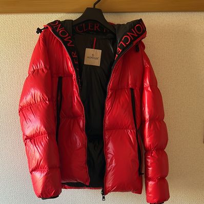 光沢ナイロン ロゴ フルジップ ダウンジャケット BARONNIES RED