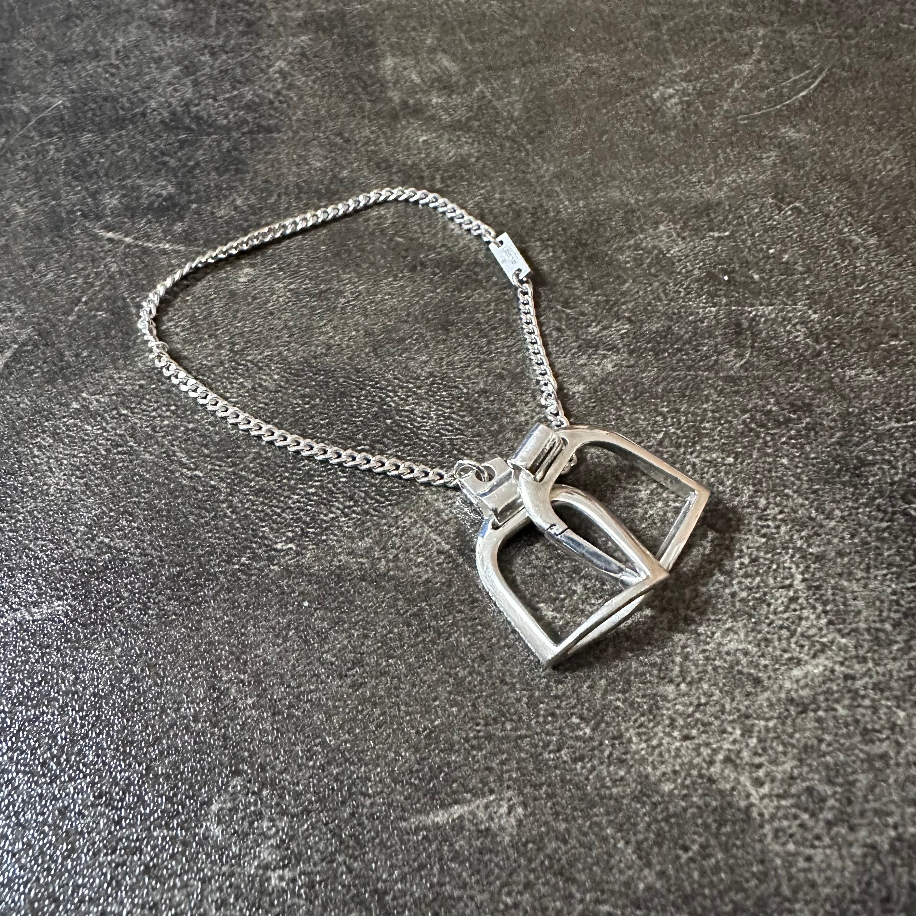 GUCCI グッチ スタッファ チャームブレスレット シルバー アクセサリー