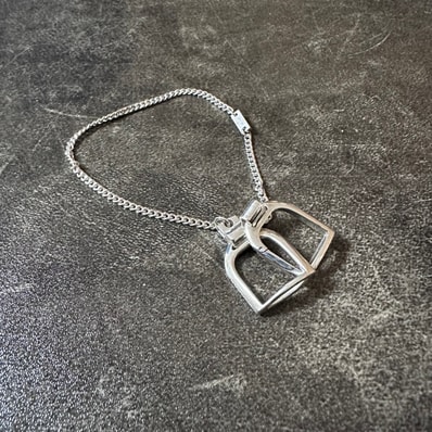 GUCCI グッチ スタッファ チャームブレスレット シルバー アクセサリー