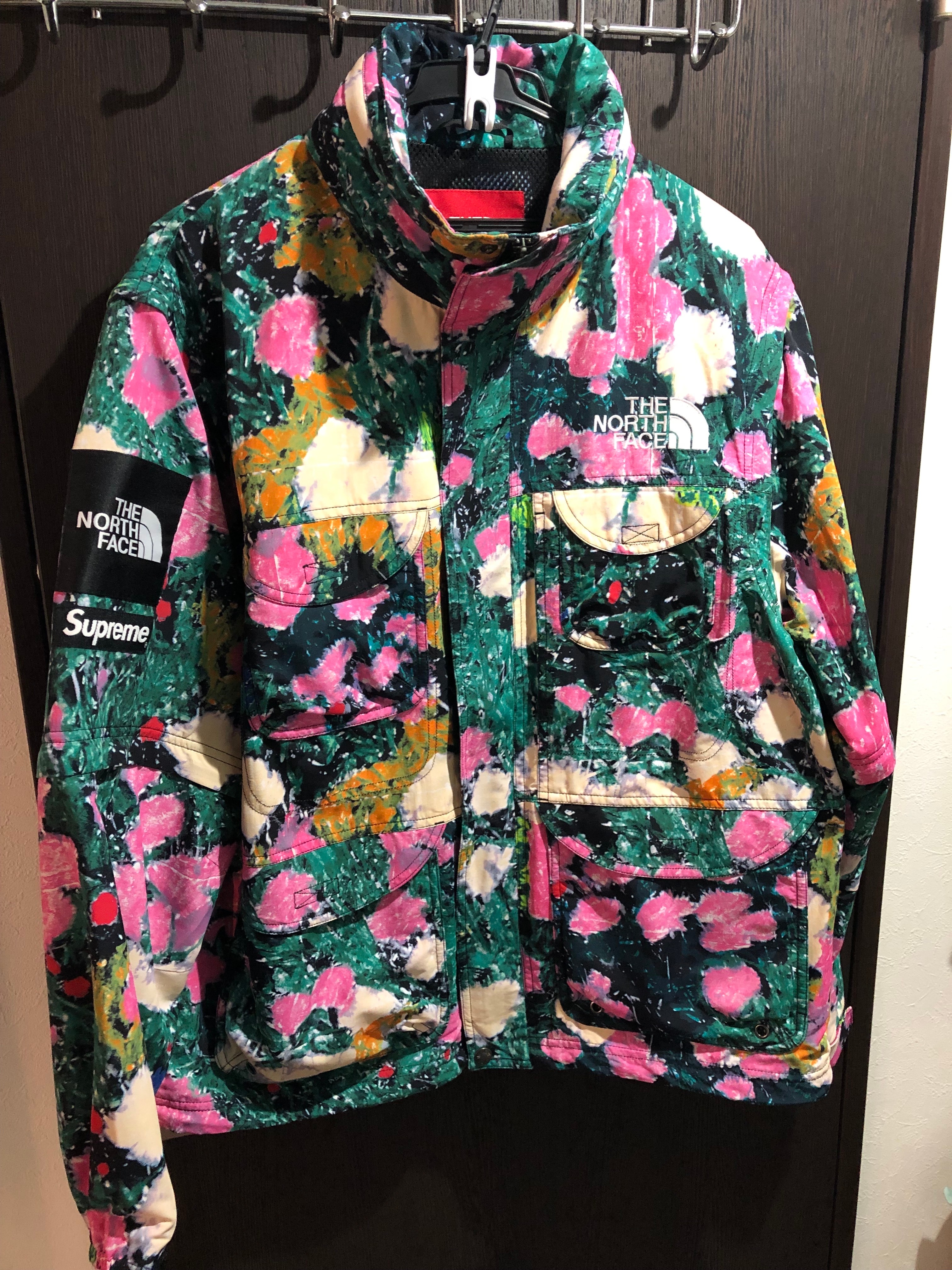 Supreme x The North Face Trekking Convertible Jacket "Flowers"