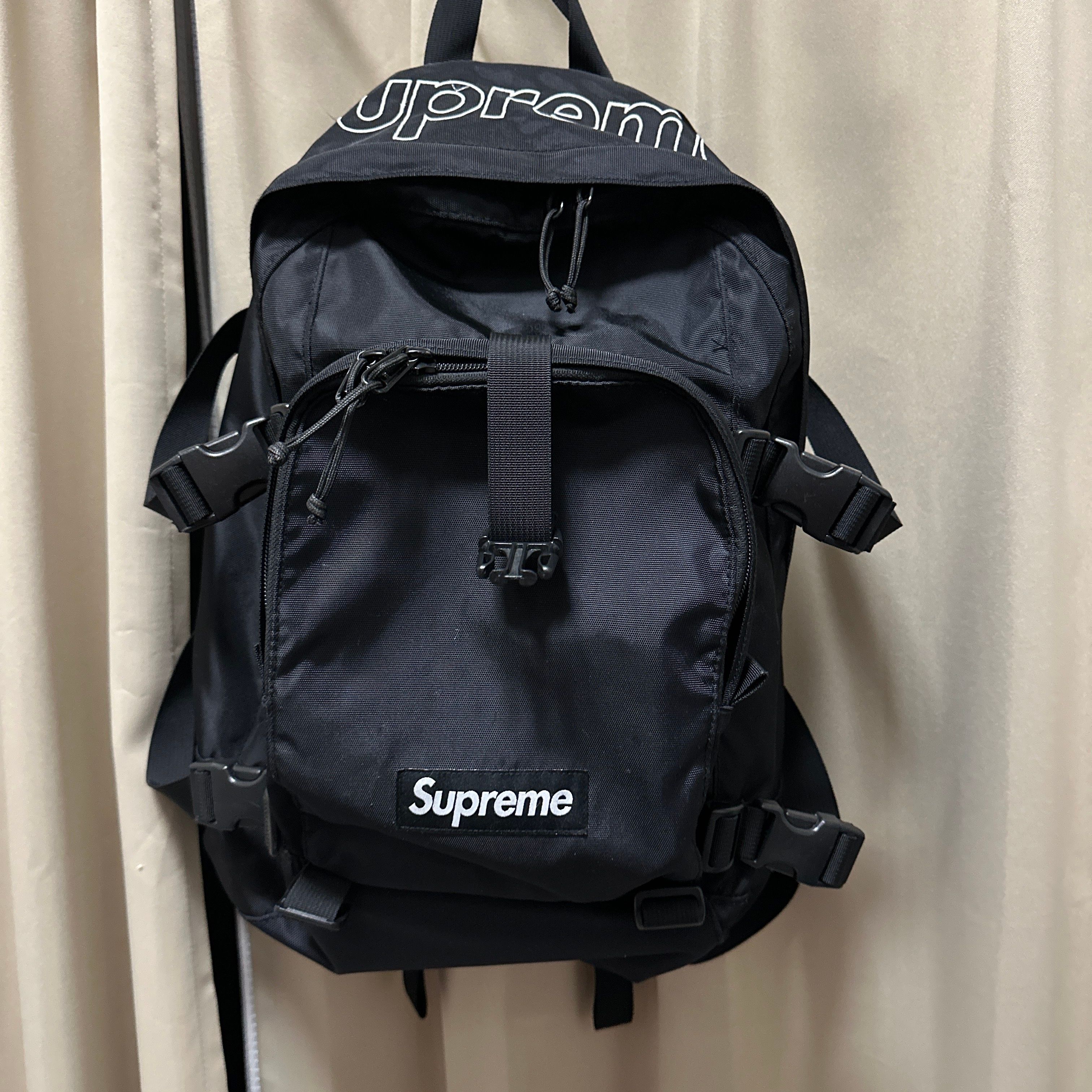 Supreme 19FW Backpack "Black"