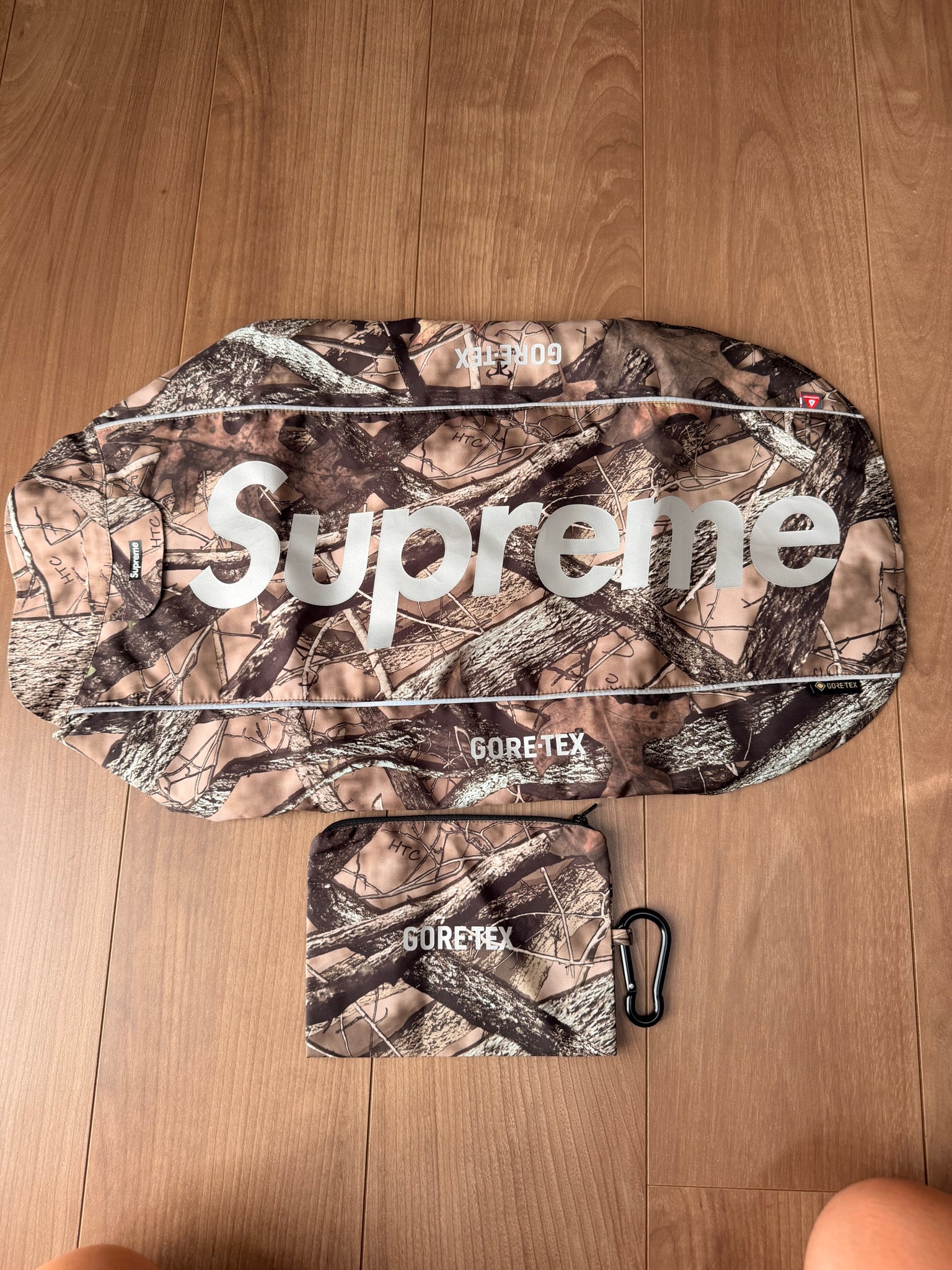 Supreme GORE-TEX Dog Jacket "Camo"