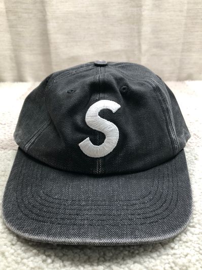 Supreme Pigment Canvas S Logo 6-Panel "Black"