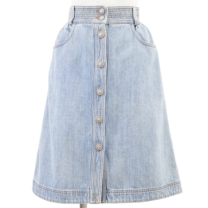 CHANEL シャネル デニムスカート P49386 メティエダール パリ・ダラス シグネチャー ロゴ COCOマーク スター フロントボタン Aライン ボトムス レディース サイズ 34 ライトインディゴ イタリア製 カール・ラガーフェルド期