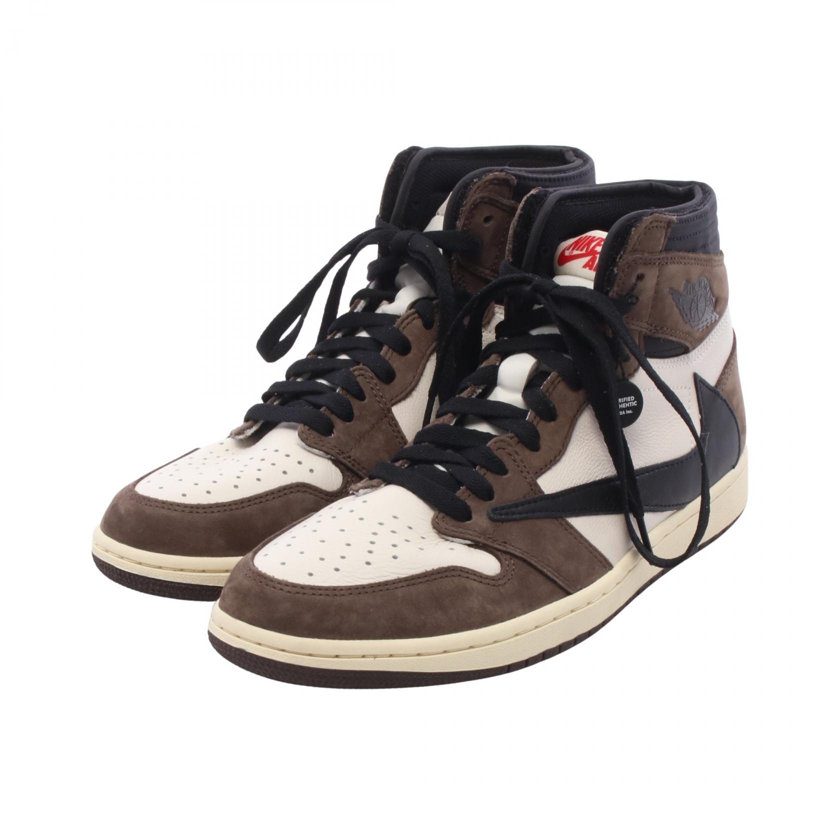 ナイキ NIKE NIKE × TRAVIS SCOTT Air Jordan 1 Retro High スニーカー 靴 レザー スウェード ファブリック メンズ ホワイト系 / ブラウン系 / ブラック系 CD4487-100 【中古】