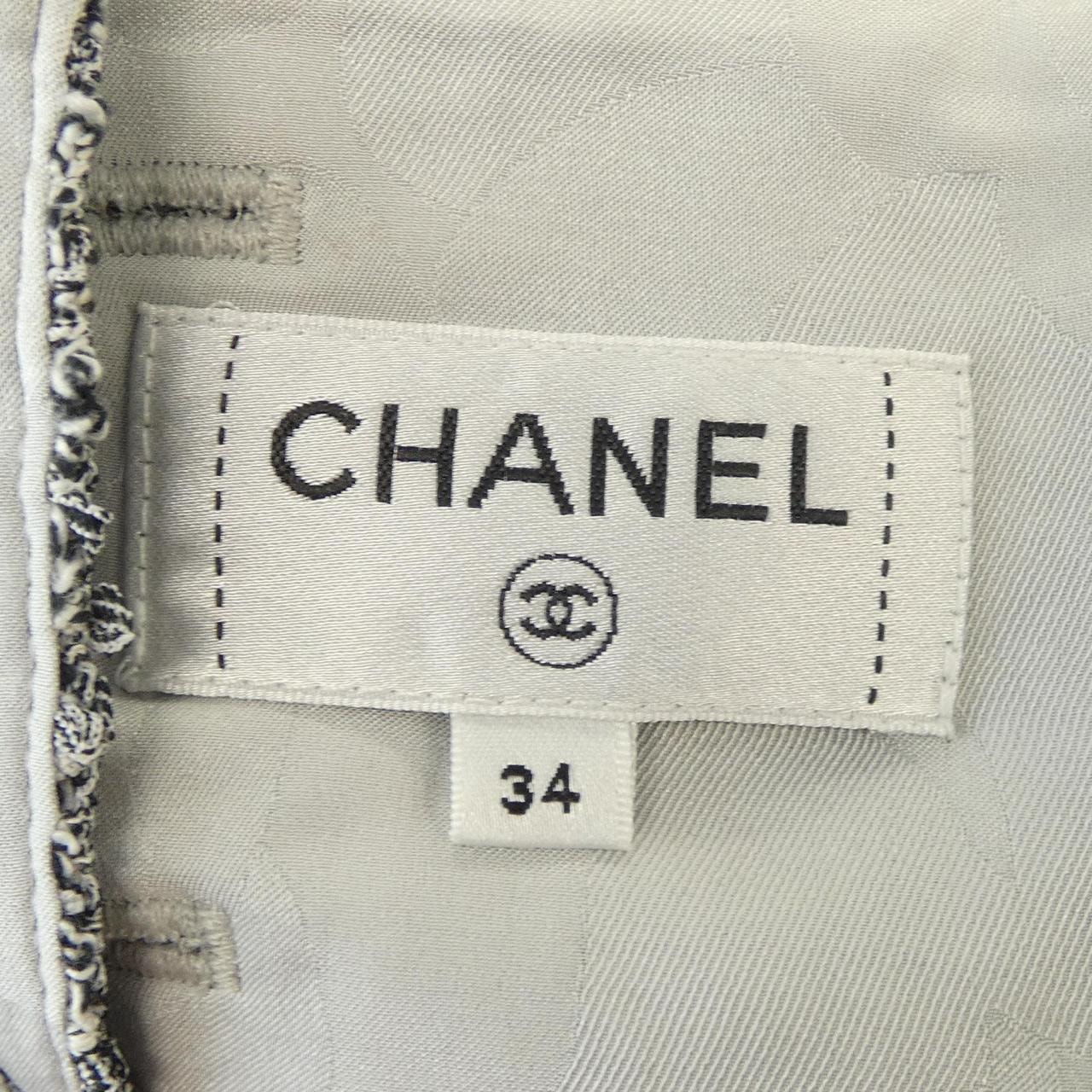 CHANELサイズ34専用出品 B (目立った傷や汚れなし)】シャネル CHANEL LOOK4 P76697V68551