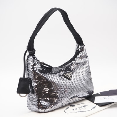 未使用 PRADA プラダ ナイロン Re-Edition スパンコール ホーボー ナイロン ハンドバッグ WS22477 ハンドバッグ シルバー ブラック ナイロン スパンコール レディース