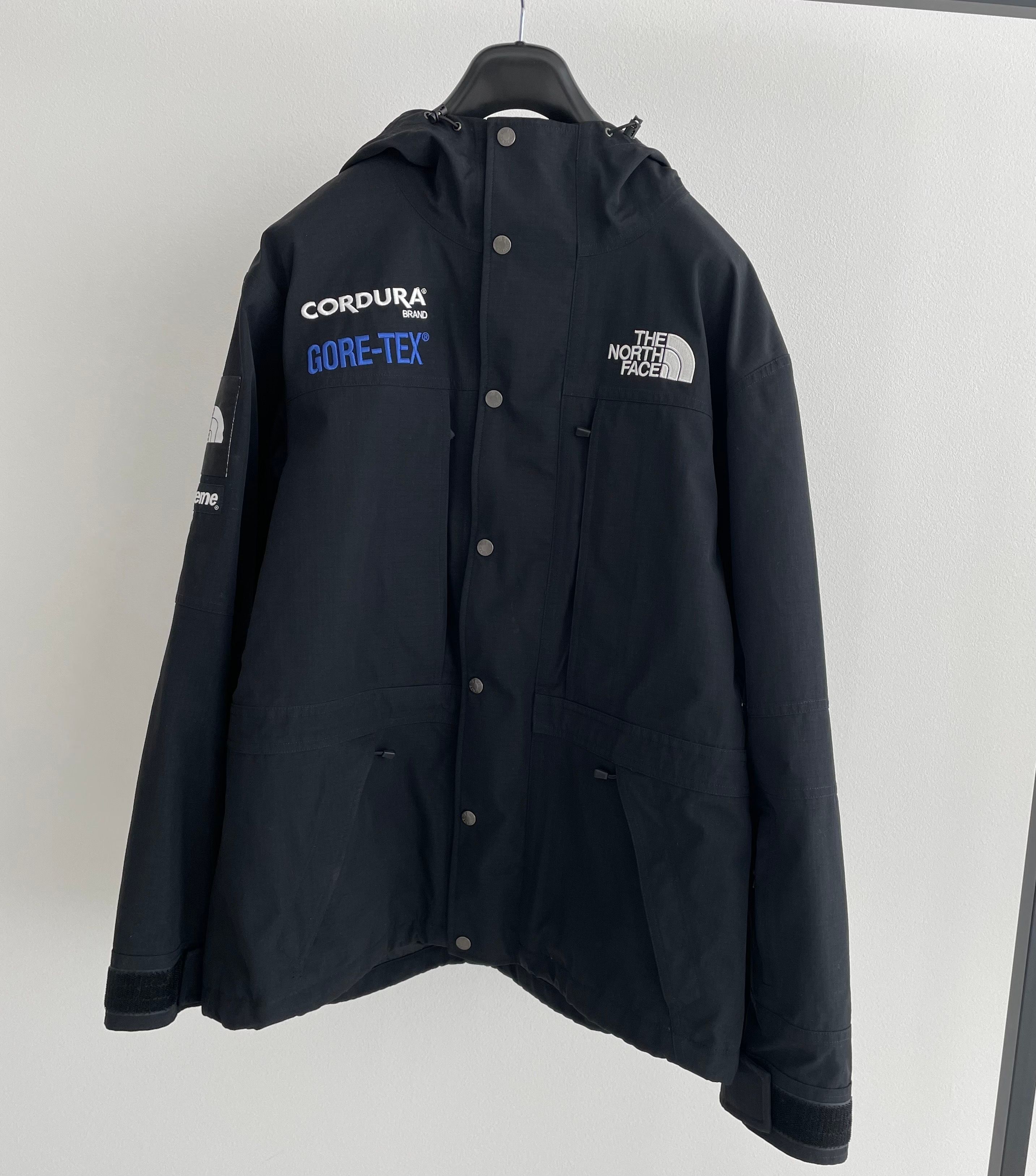 Supreme x The North Face Expedition Jacket "Black"