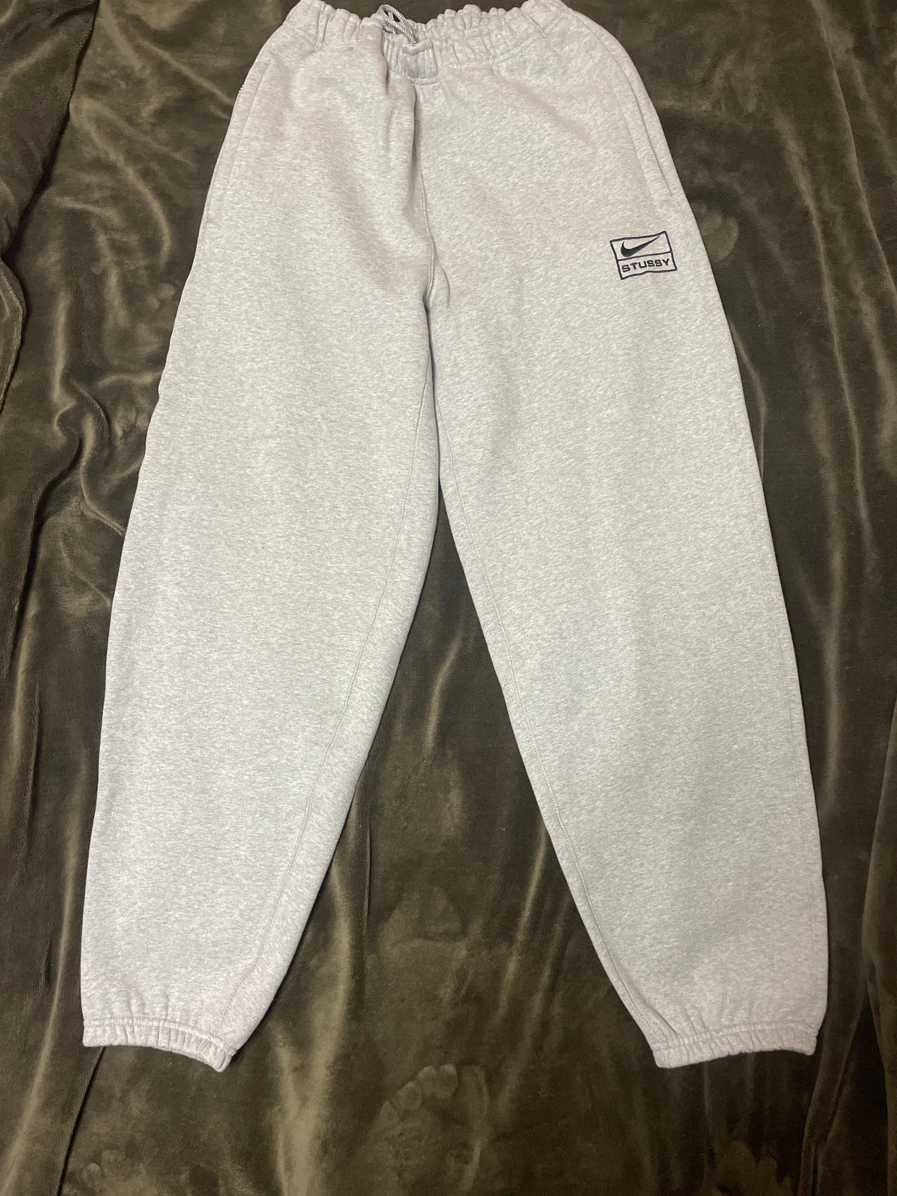 Stussy x Nike Fleece Pants (US Size) "Grey" DO9340-063