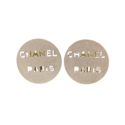 シャネル ロゴ メタル シルバー イヤリング