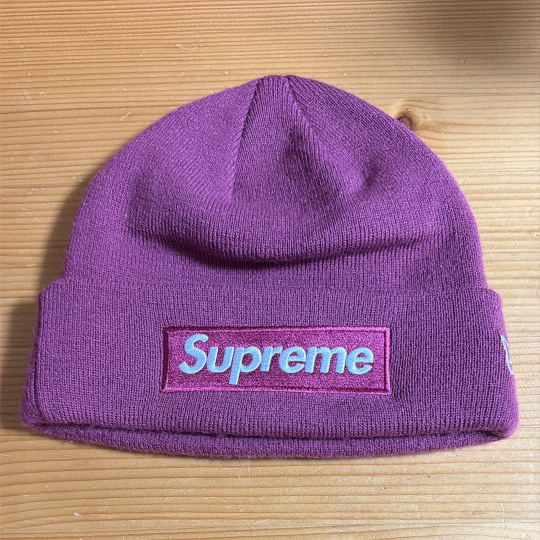 Supreme New Era® Box Logo Beanie "Plum" (21FW)