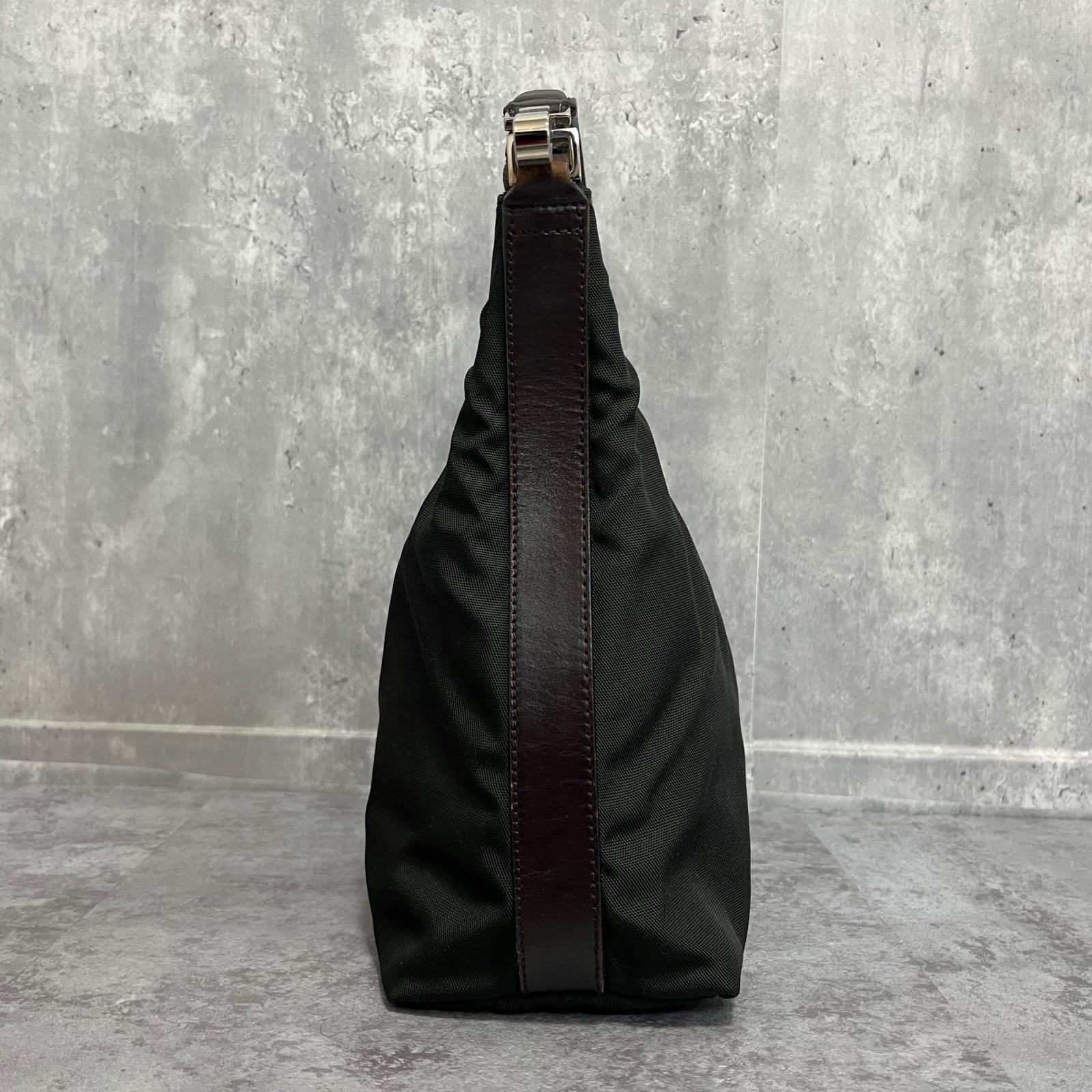 C (やや傷や汚れあり)】【GUCCI】グッチ ワンショルダーバッグ
