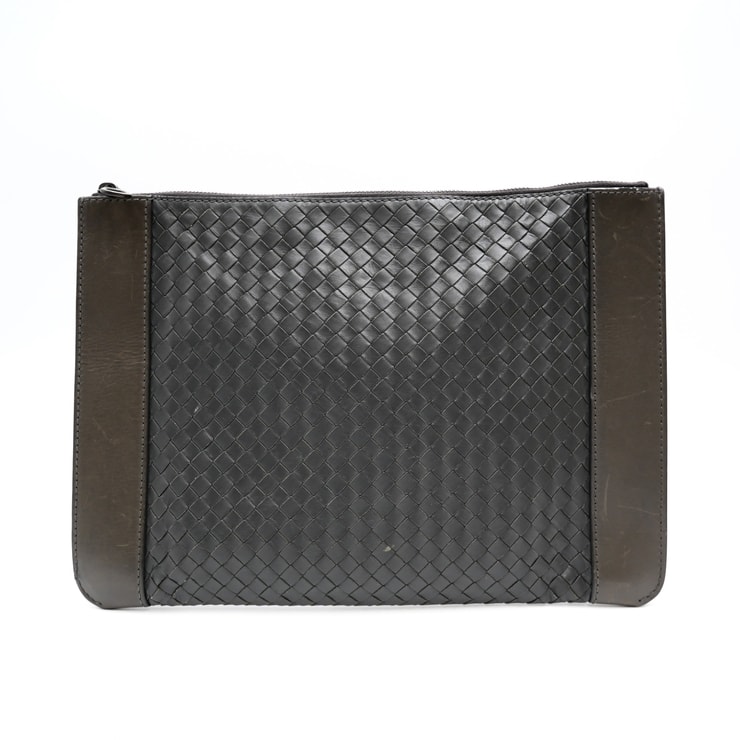 BOTTEGA VENETA(ボッテガ・ヴェネタ)イントレチャート クラッチバッグ セカンドバッグ グレー レザー シルバー金具 メンズ【中古】