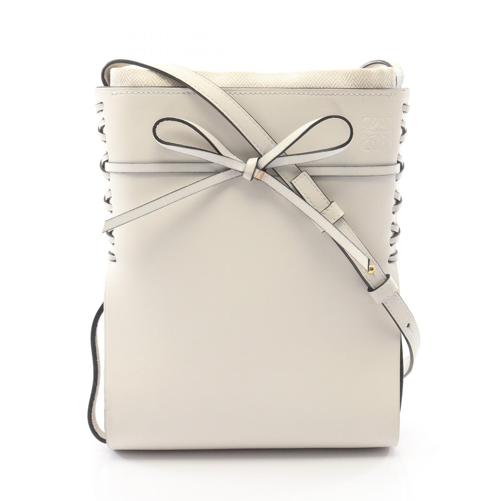 ロエベ LOEWE IKEBANA イケバナ ショルダーバッグ バッグ レザー レディース ホワイト系 A858I01X01 【中古】