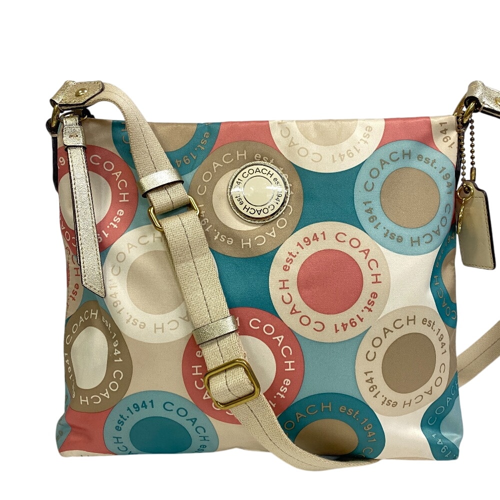 ⭐︎【新品、未使用品】COACH コーチショルダーバッグクラッチ長財布 レッド コーチ COACH 財布 （レッドマルチ） -ファッション通販 FASHION