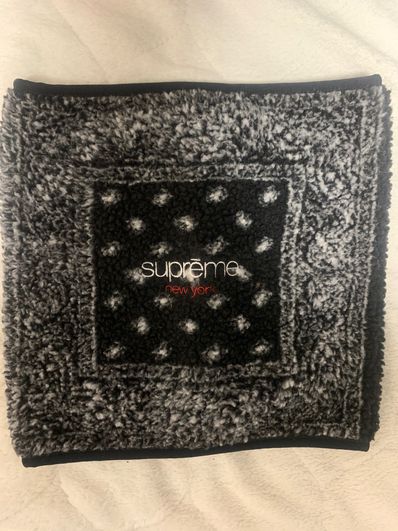 Supreme Bandana Fleece Neck Gaiter Supreme Bandana Fleece Neck Gaiter