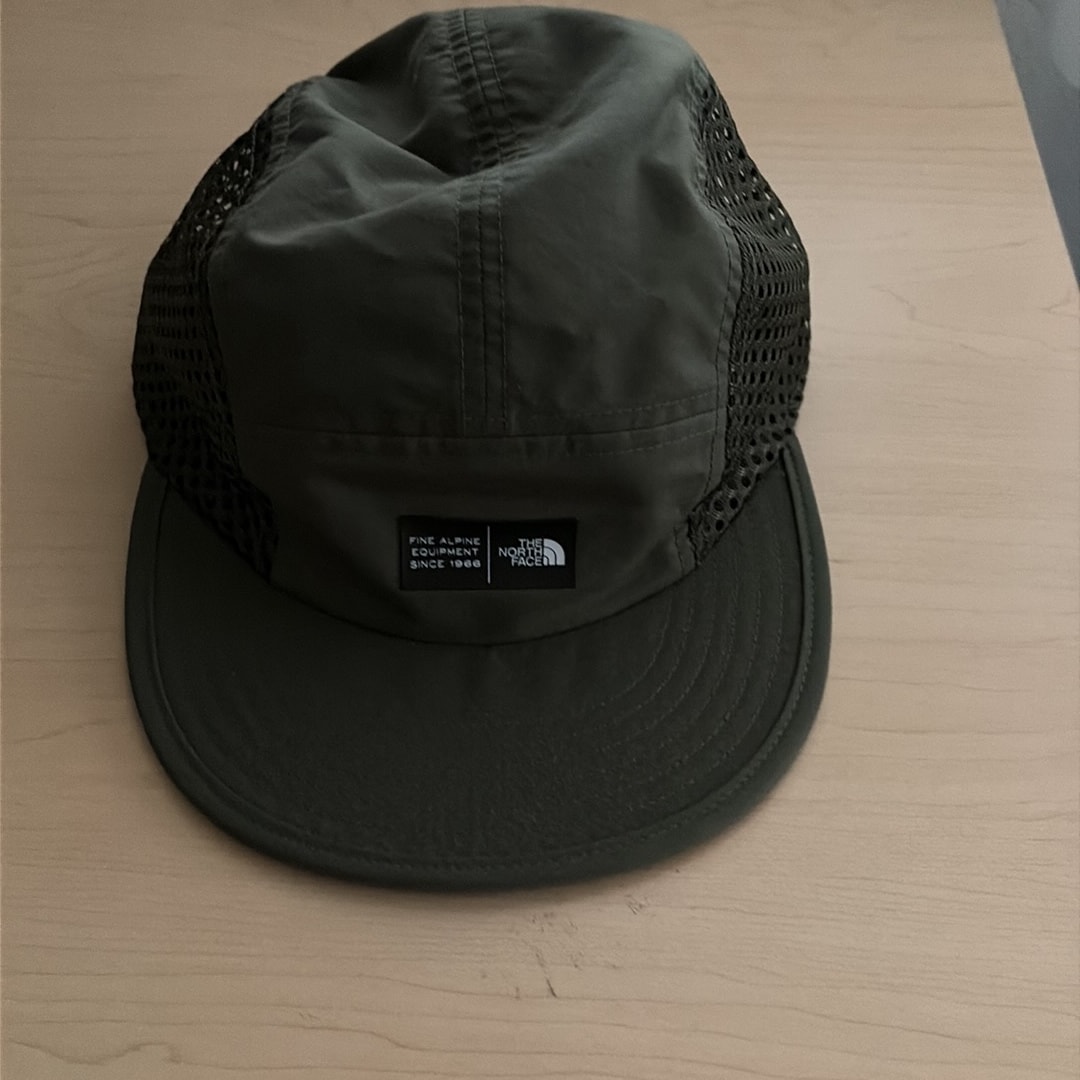 The North Face Five Panel Mesh Cap "New Taupe"