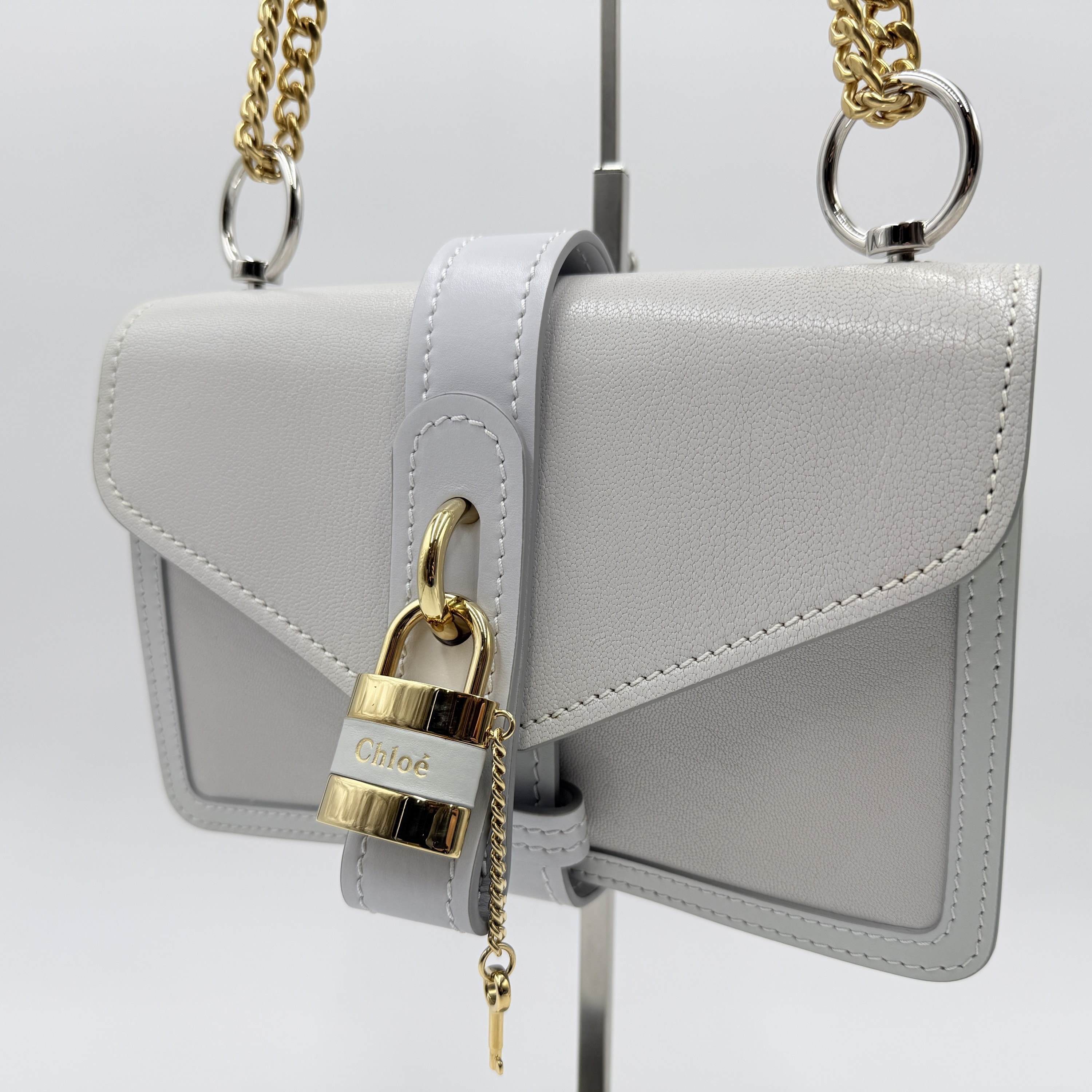 クロエ ショルダーバッグ レディース