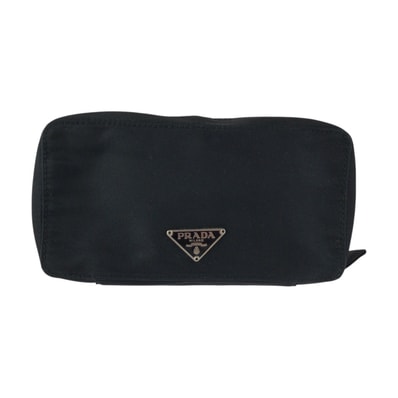 美品 PRADA プラダ テスート 三角ロゴプレート ブラック 黒 シルバー金具 ナイロン ポーチ メイクポーチ 小物入れ 601937 【中古】