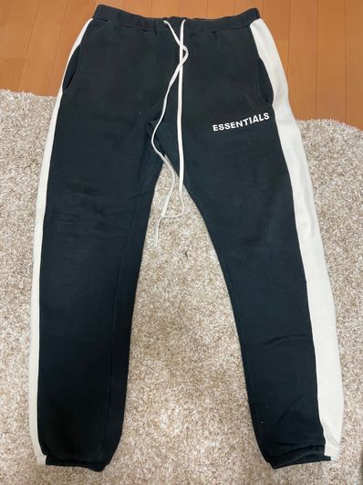 FEAR OF GOD Essentials Side Stripe Sweatpants "Black"
