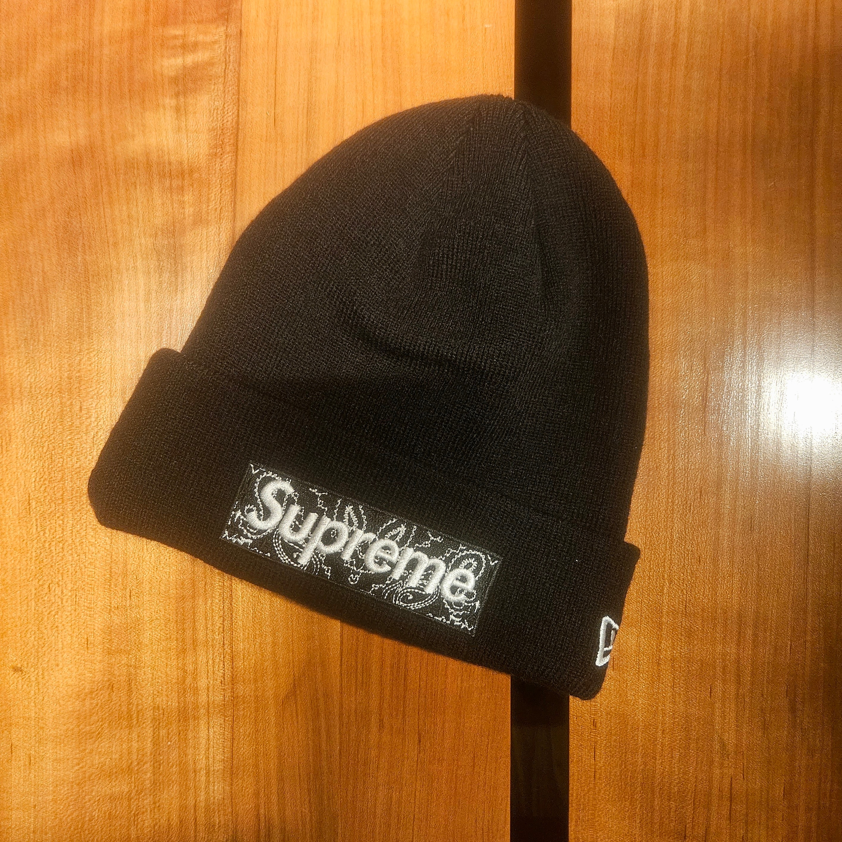 Supreme New Era® Box Logo Beanie 