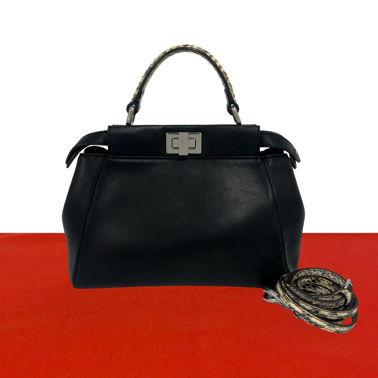 FENDI フェンディ ピーカブー モンスター レザー パイソン ショルダーバッグ ブラック
73533