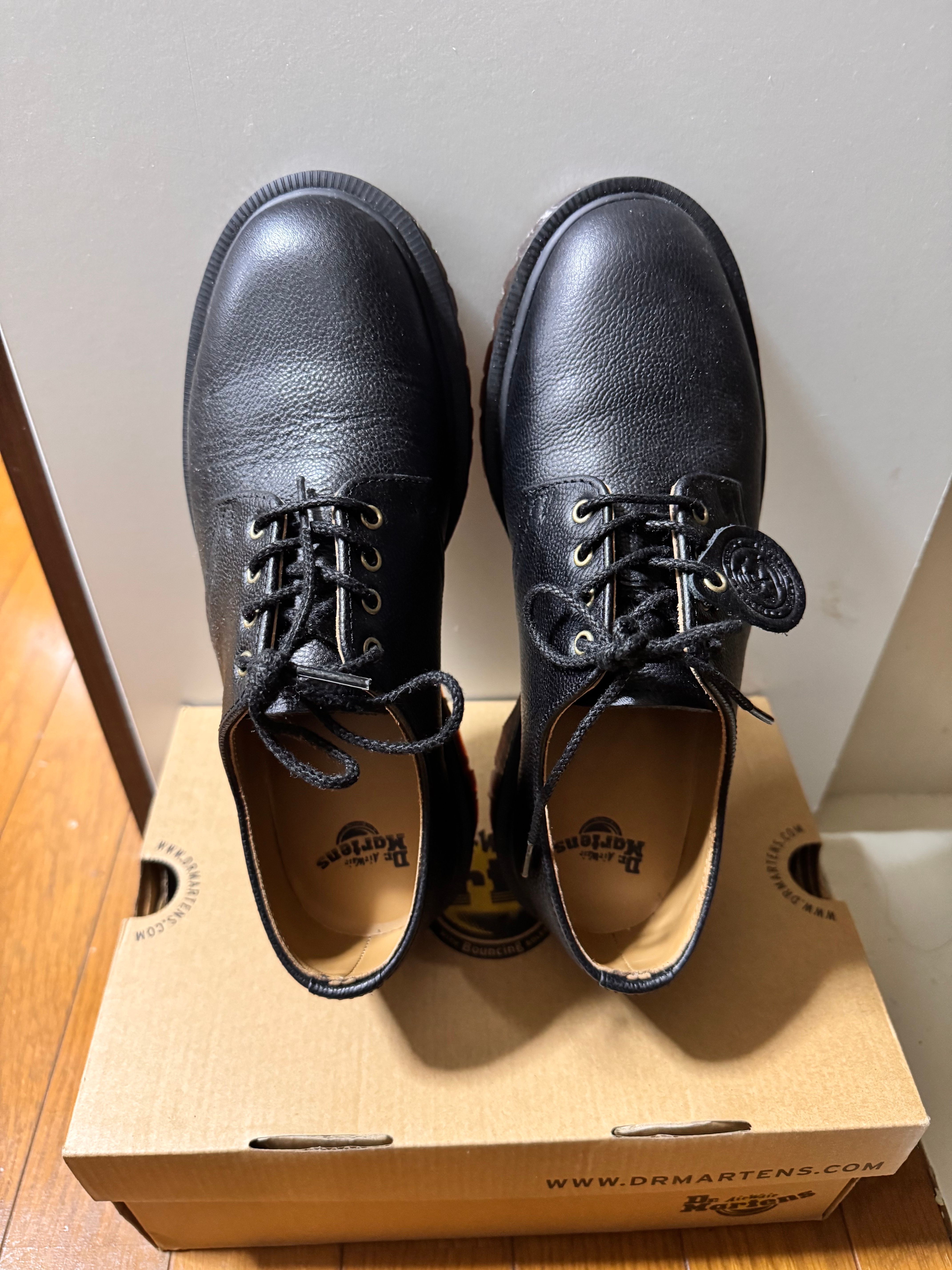 ドクターマーチン 革靴