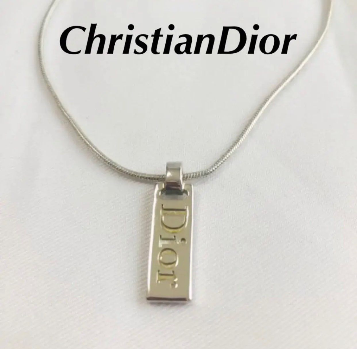 大人気クリスチャンディオールChristianDiorプレートシルバーネックレス