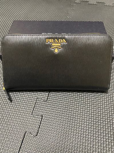 PRADA Saffiano Leather Round Long Wallet "Black"