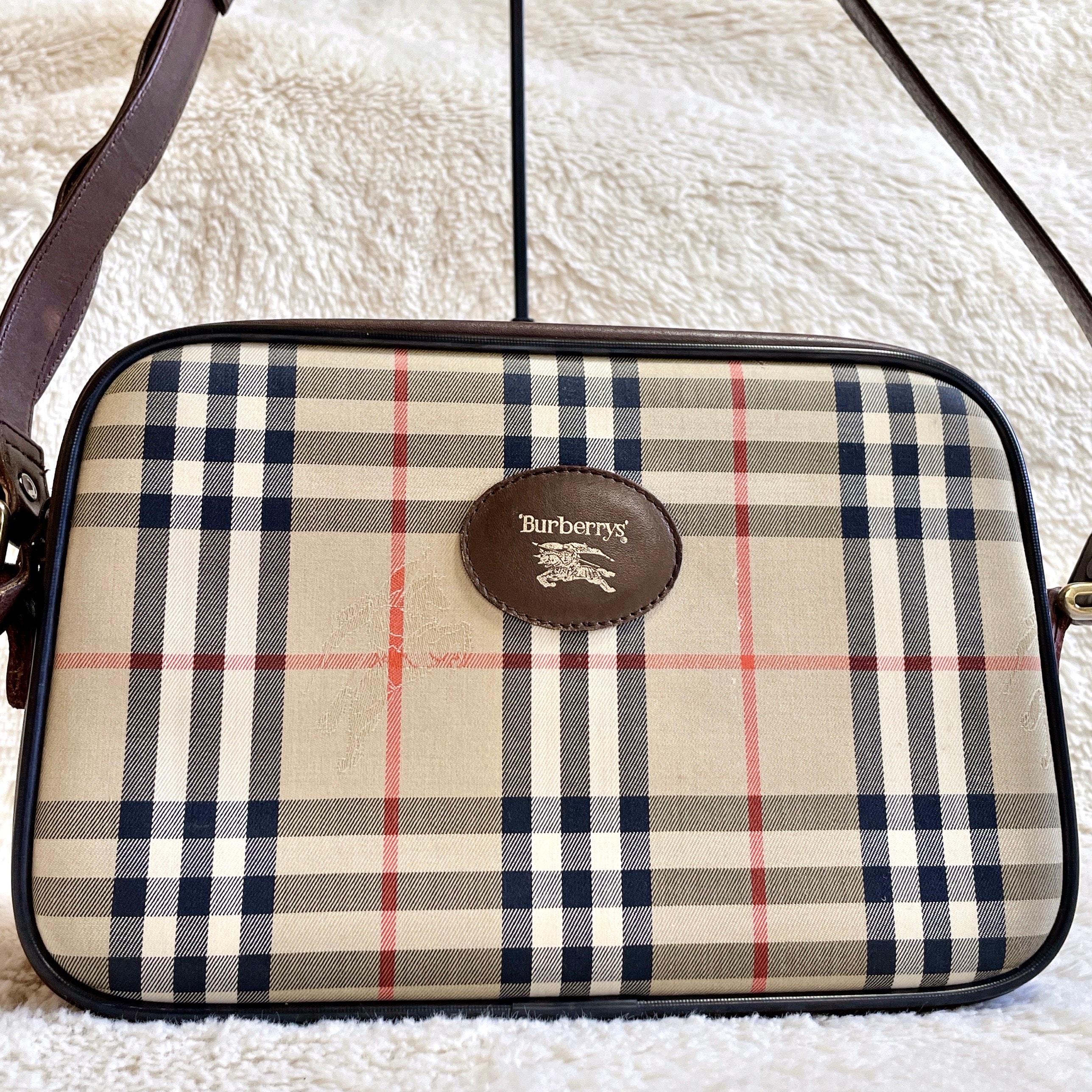 BURBERRY バーバリー カメラバッグ ショルダーバッグ ノバチェック ロゴ