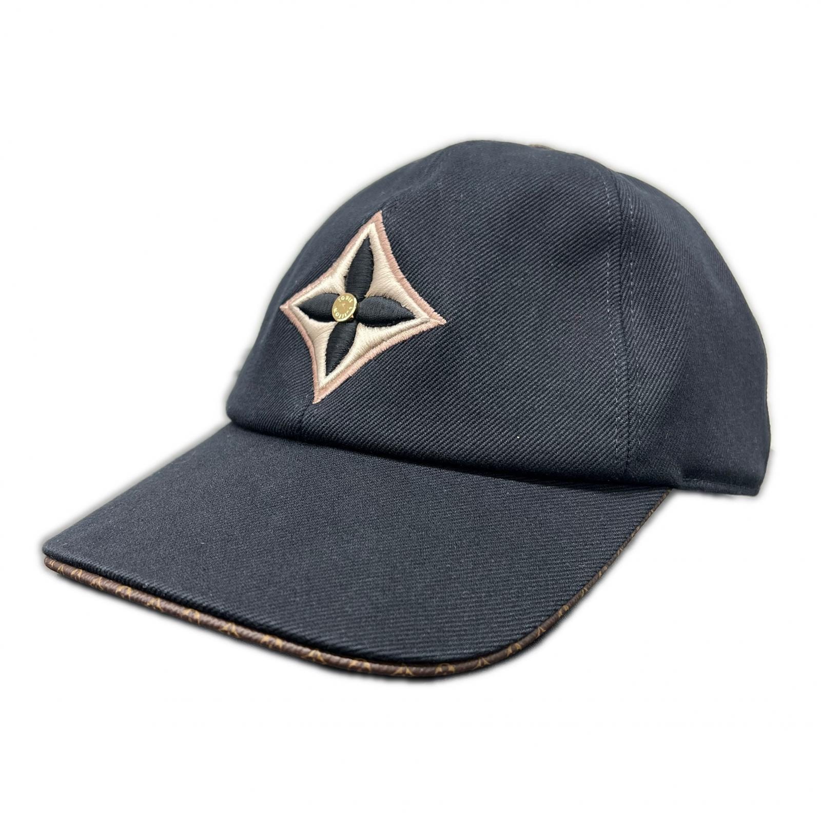 LOUIS VUITTON 美品 ルイヴィトン キャップ LV デー M77806 モノグラム AL1293 2023年 コットン レザー シルク ブラック ベージュ ゴールド 帽子 ヴィトン ABランク 中古 鑑定済 ヴィトンキャップ