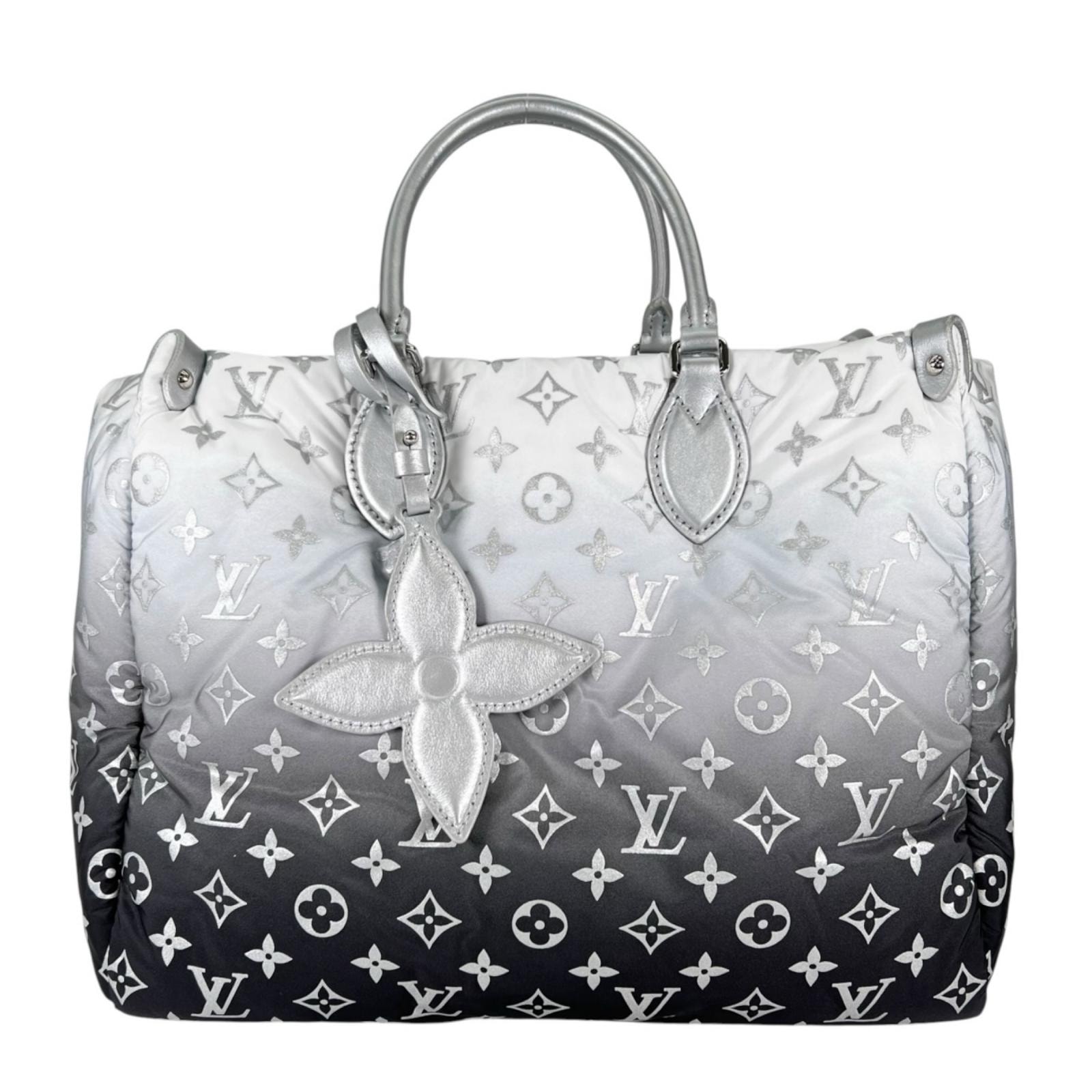 ルイヴィトン LV SKI オンザゴーMM モノグラムナイロン ショルダーバッグ M11847 グレー レディース LOUIS VUITTON 中古