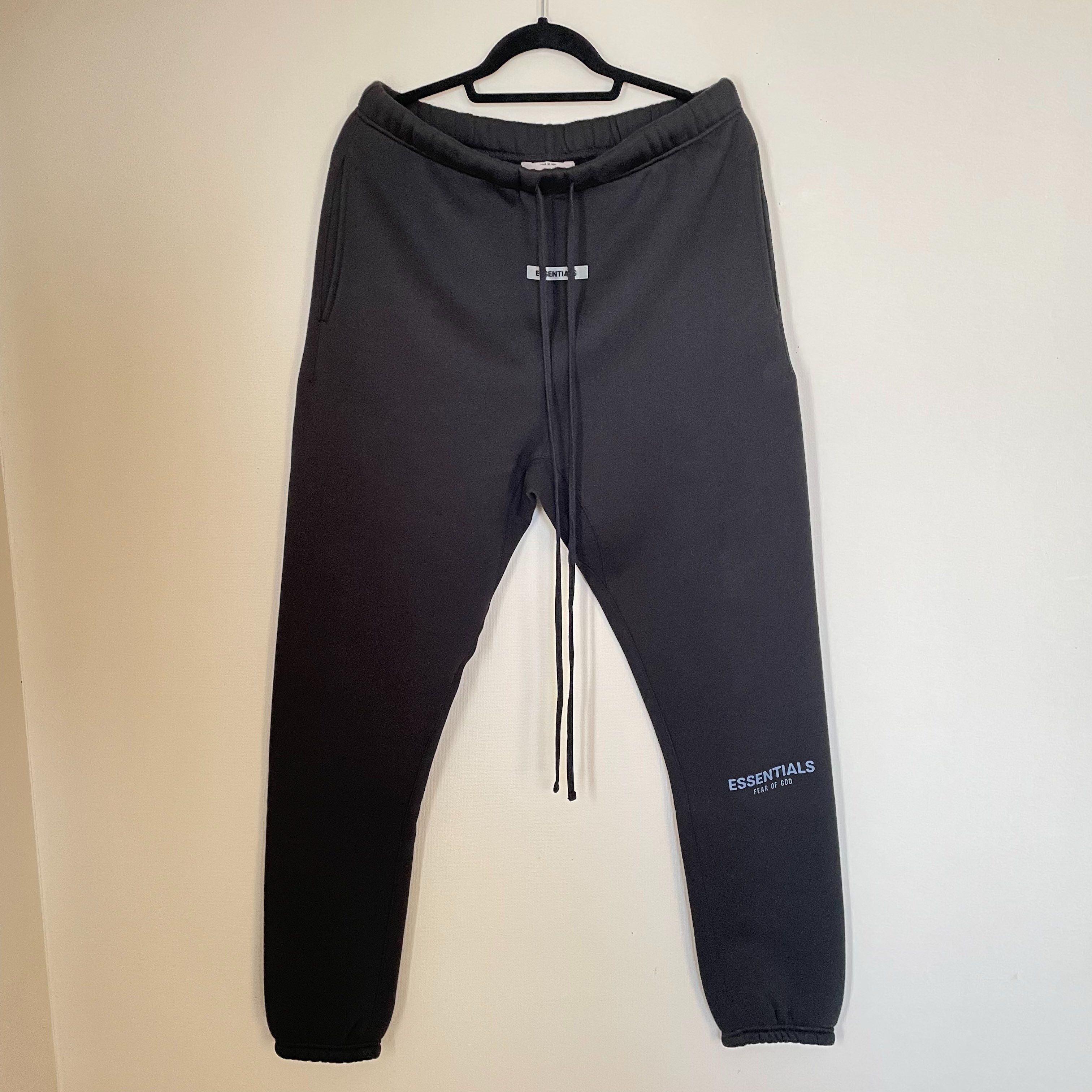 FEAR OF GOD ESSENTIALS Sweatpants "Black"
